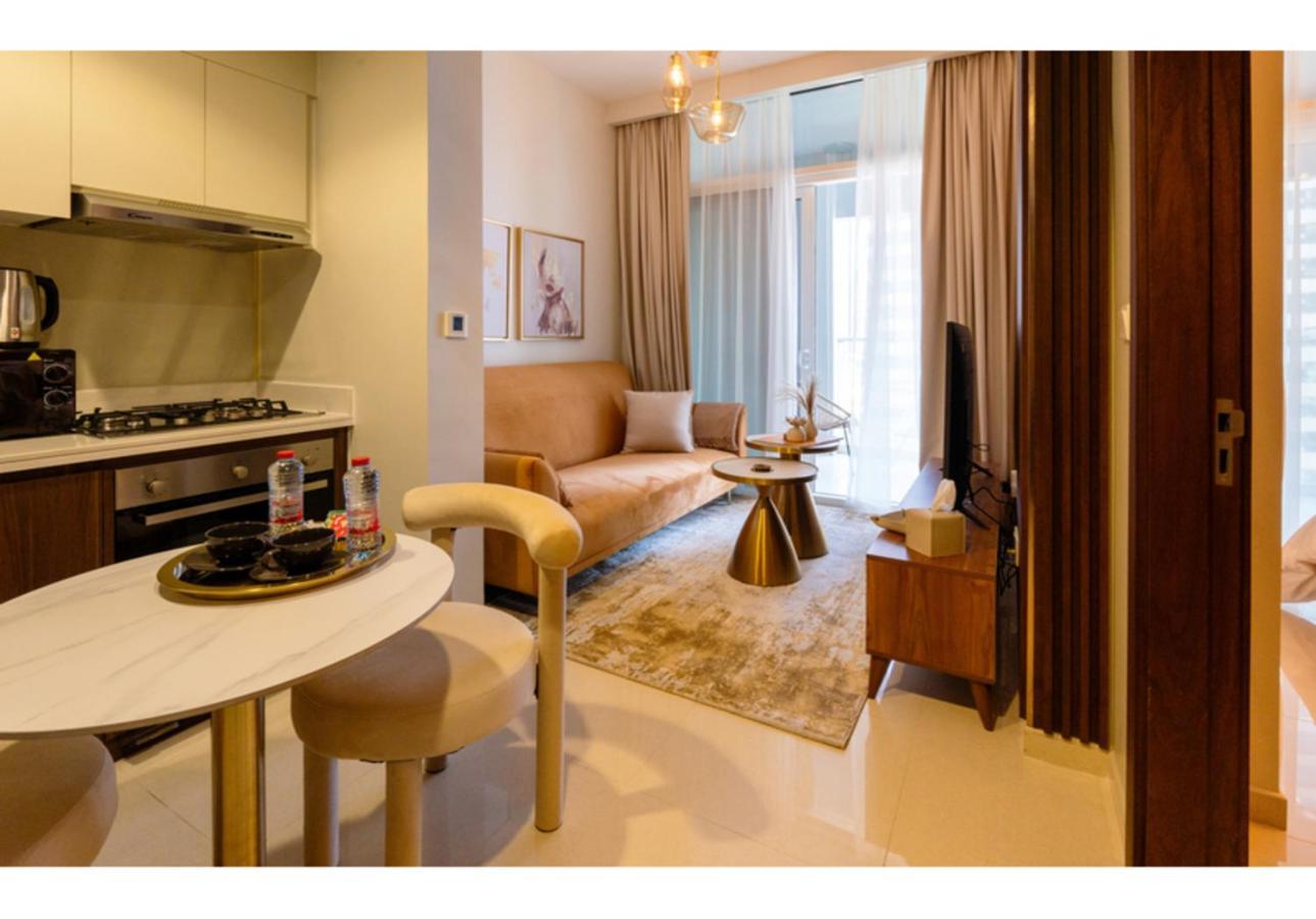 Apartment Keyrock Living - Luxury 1br With View In Business Bay Dubai