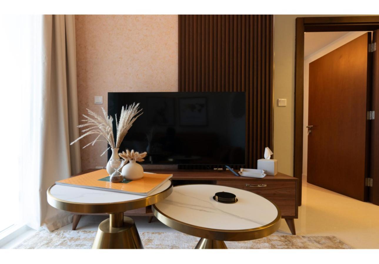 Keyrock Living - Luxury 1br With View In Business Bay Apartment *